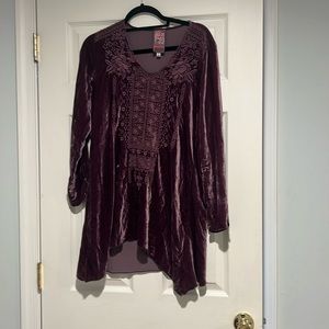 Beautiful Johnny Was crushed velvet tunic - great condition